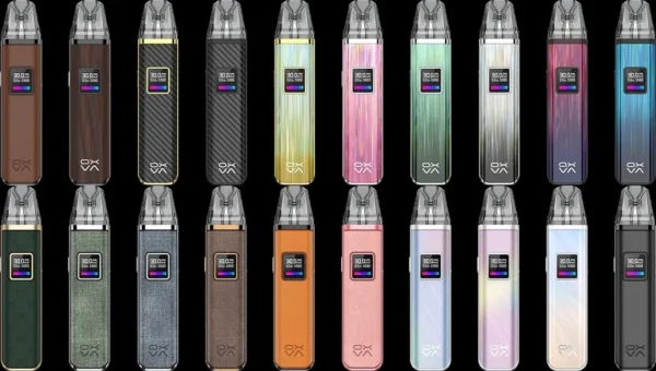 OXVA XLIM PRO 全顏色變體合集 OXVA XLIM PRO 小蠻牛電子煙主機顏色全合集,展示 20 款不同材質(拉絲金屬、碳纖維、皮革、布紋)與配色的 30W pod kit 變體